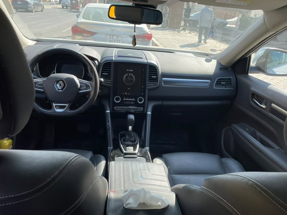 للبيع: رينو كوليوس LE موديل 2024
🚘 Renault Koleos LE 2024 – رقم أربيل

💰 السعر: 21,500 دولار (قابل للتفاوض بالمعقول)

* 📍 استلام شركة

* 📅 موديل 2024

* 🛣️ الممشى: 20,000 كم فقط

* 🛡️ ضمان الشركة لمدة 5 سنوات

* 🚗 رقم أربيل

* ⚙️ محرك 2.5 لتر بقوة 170 حصان مع جير X-Tronic CVT ونظام دفع رباعي (4WD). (Renault العراق)

المواصفات:

✅ فتحة بانوراما

✅ مقاعد جلد

✅ تبريد وتدفئة للمقاعد الأمامية

✅ شاشة كبيرة مع Apple CarPlay

✅ كاميرات وحساسات

✅ تشغيل بصمة ودخول ذكي تشغيل عن بعد

✅ باب خلفي كهربائي

✅ نظام صوت Bose

✅ مثبت سرعة

✅ إضاءة LED

✅ جنوط ألمنيوم

السيارة بحالة ممتازة جدًا، استخدام شخصي، نظيفة وجاهزة للفحص بأي مكان.

📞 للاستفسار: ***********

