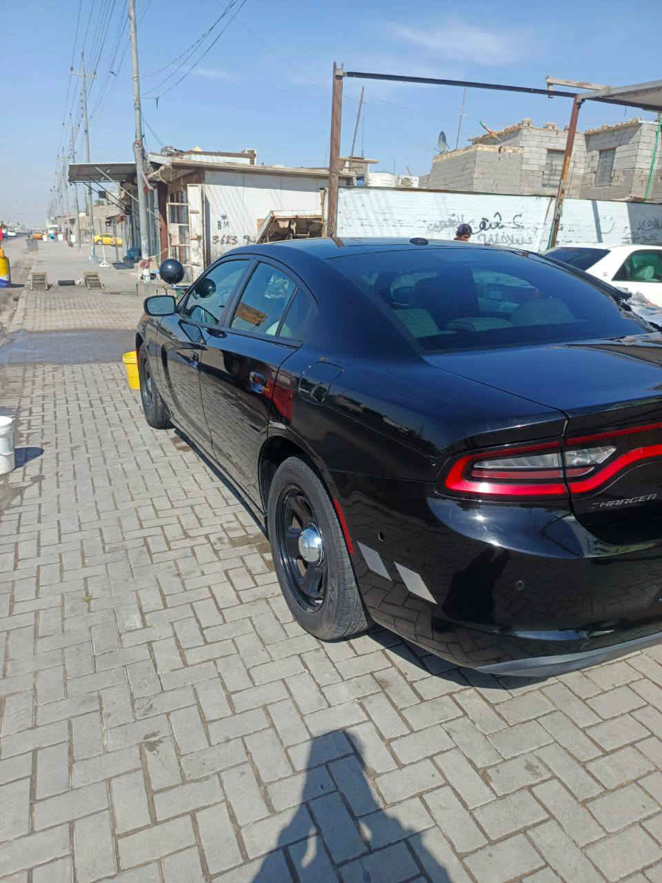 السلام وعليكم 
دوج جارجر بوليسي 
مديل ٢٠٢٣ اصل 
ماشيه ٢٩ الف 
٨ سلندر /٥٧٠٠
رقم بصره بأسمي تحويل ثاني يوم 

والحادث موجود بالصور
رقم الهاتف 
***********
وانا مكلف بالنشر اخوان البصرة, العراق
