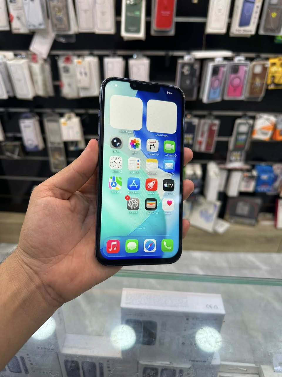 سلام عليكم🌹
📱 للبيع – آيفون 13 برو ماكس (iPhone 13 Pro Max)

* الذاكرة: 256GB
* البطارية: 85%
* اللون: أزرق ( بحر)
* ⁠جهاز مبدل شاشه نوعيه كلش حلوه سوفت فولل
* الجهاز: فول واحد على واحد 👍
* كلشي شغال (نت + صوت + اتصال + Face ID)
* جهاز عربي ماستر 🔥
* نظيف جداً وما بيه أي خلل

📍 المكان: بغداد
💰 السعر: 475 ألف (نهائي)

📞 للتواصل: ***********
