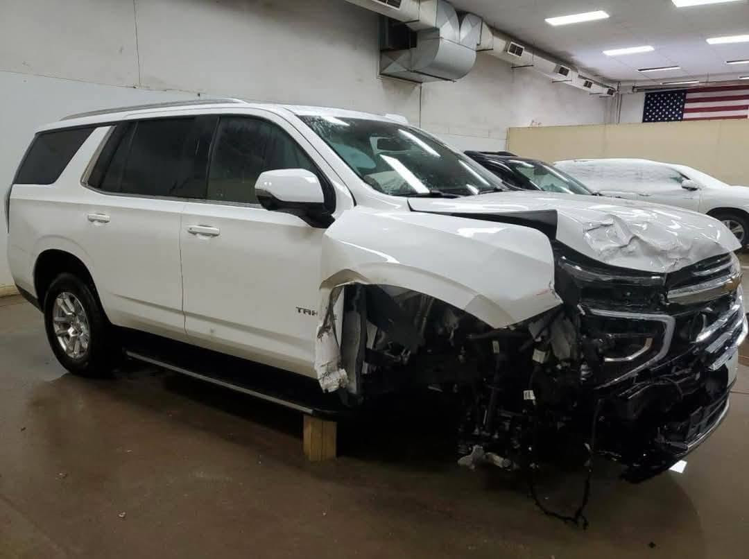تاهو موديل 2025 LT  
سيارة جديدة جدا ما ماشية 
فول فول مواصفات شاشة كبيرة لمس كاميرا 
حاسة رادارات كشن جلد كشن كاراباي بصمة 
 تشغيل عن بعد تحكمات ستيرن بلتوس اوكس
 كار بلي أوتو ستوب للتحذيرات تبيرد مركزي
 تحديد سرعة محرك 8 سلندر 5300فورويل 
رقم صاحب سيارة السعر جدن مناسب
***********.
