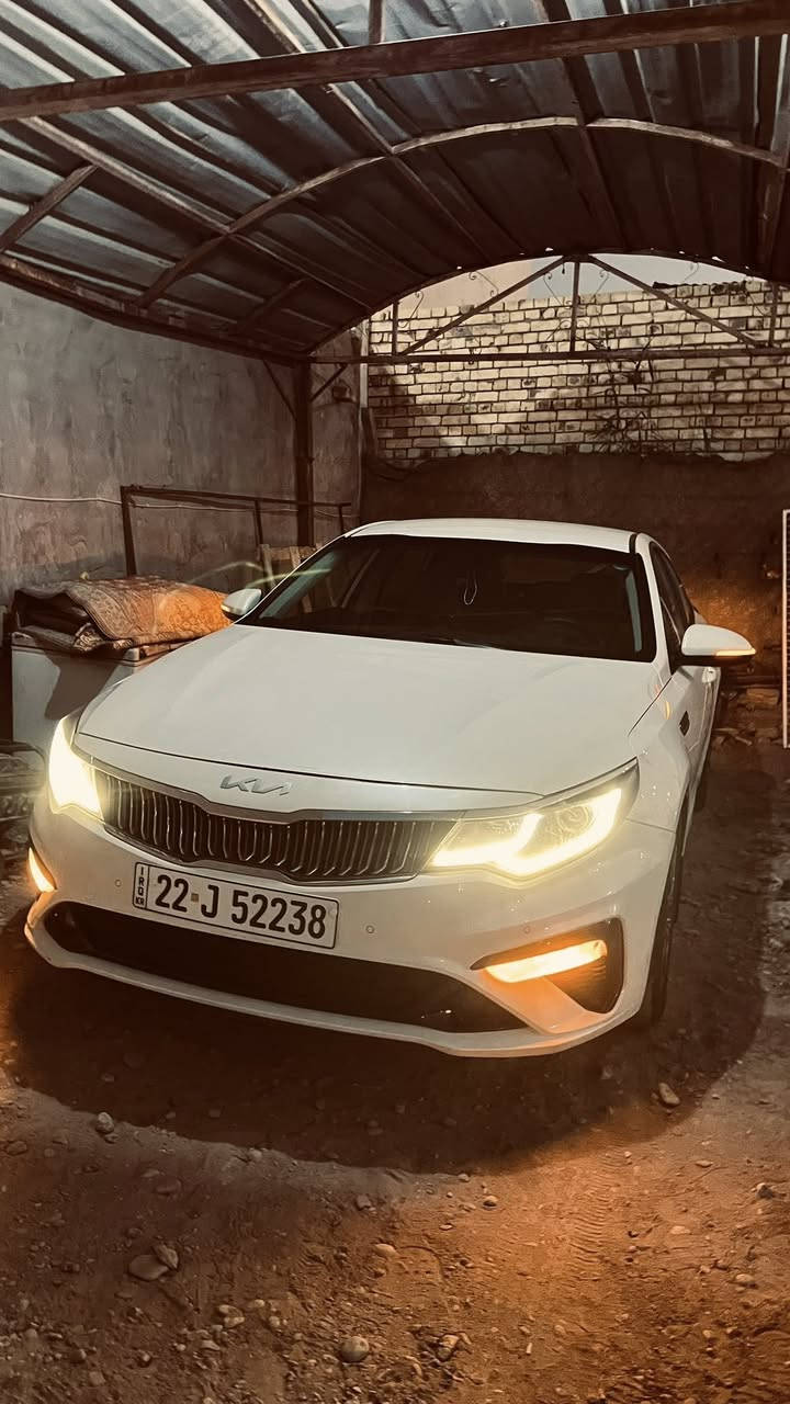 كيا اوبتيما 2020 ماشية 95 الف 
محرك 2400 رقم اربيل سنوية 2030
بيها بارد ع كد شبر بجاملغ الخلفي 
سونار موجود 
السعر 193 وبيها مجال بسيط 
مكاني واسط الكوت المركز 
***********
