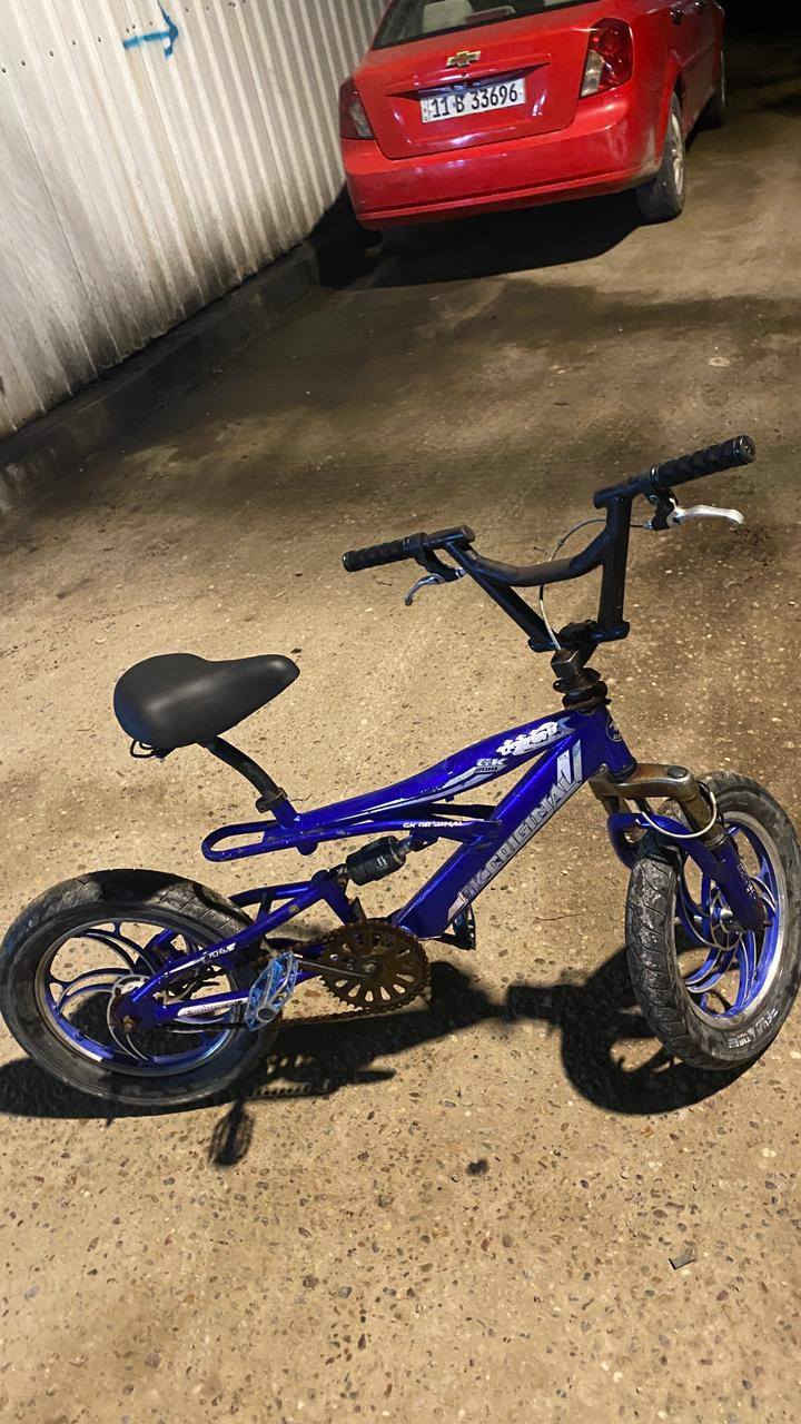 السلام عليكم بايسكل بي ام اكس
السعر 40 وبي مجال
مكاني حي تونس
رقمي***********
