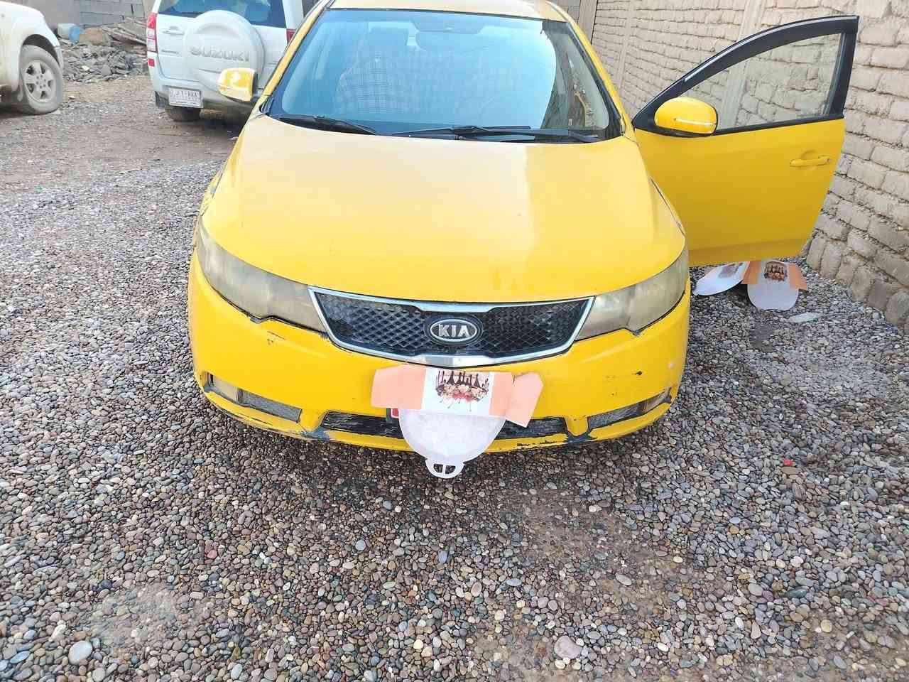 كيه فورتي موديل 2010رقم صلاح الدين صدامي سنويه منتهيه 2020
دوشمه جديد كهربائيات شغاله كامل 
تدفئه تبريد شغال 
محرك كير شرط  صدر امامي جديد 
بيع او مراوس الخاص موجود
شرط التحويل


**إذا كنت صاحب هذا الإعلان وتريد حذفه لأي سبب، رجاءا أرسل رسالة إلى الدعم الفني**