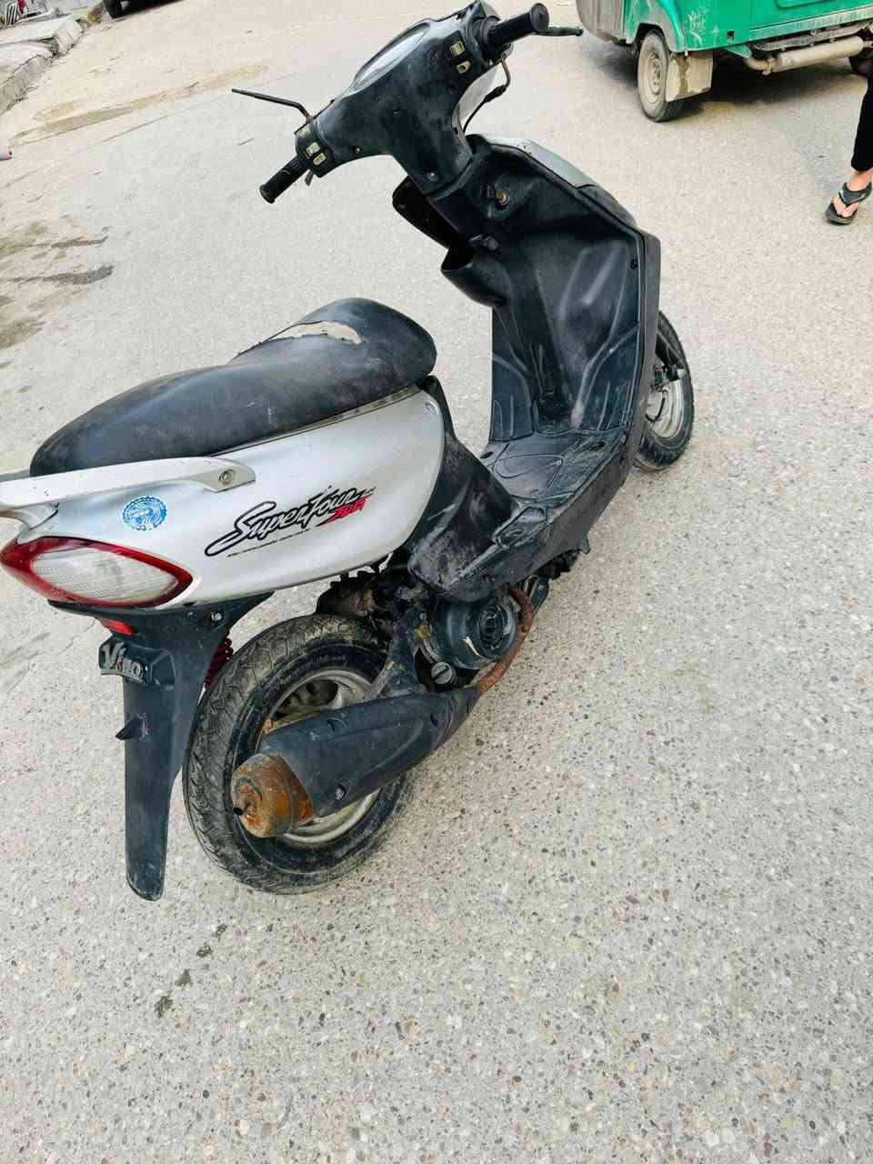 سلام وعليكم دراجة ماكس قجمة جانت متروكة شغالة سعر 175 قفل مكان بغداد هاتف ***********
