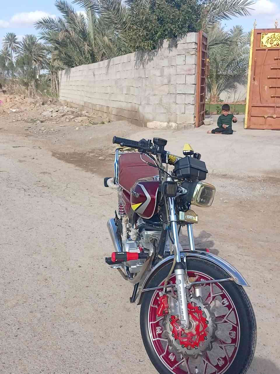 سلام عليكم دراجه سيفان البيع موديل 2024 اوراق اصوليه كهربائيّ كلهة شغالة  السعر خاص مكاني ديالى الخاص ناحيةالسلام هاذه رقمي ***********
