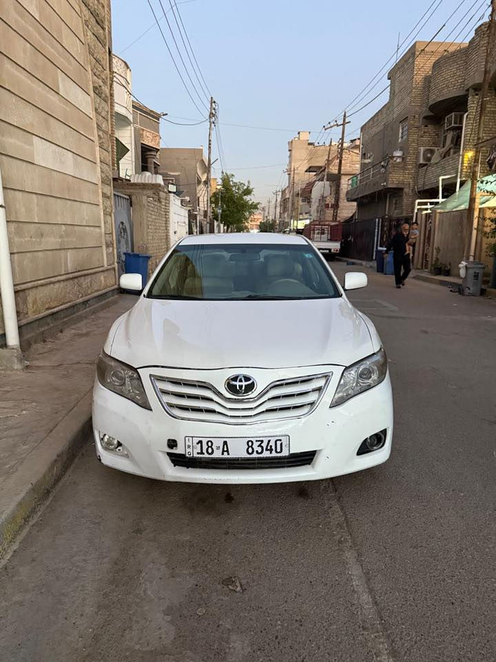 السلام عليكم….
كامري 2008 خليجية  صبغ قطعة وحدة جاملغ امامي بدون دواخل فقط صبغ
وبيها بارد ٤ مكانات 
رقم بابل انكليزي باسمي سنوية جديدة
محرك ٤ سلندر لا تبخير ولا تنقيص
كير مكفول تبريد مكفول
غرفتها نظيفه
مواصفات السيارة معروفة gl
مكانها بغداد بلديات 
معروضة ب95$ وبيها مجال
***********
