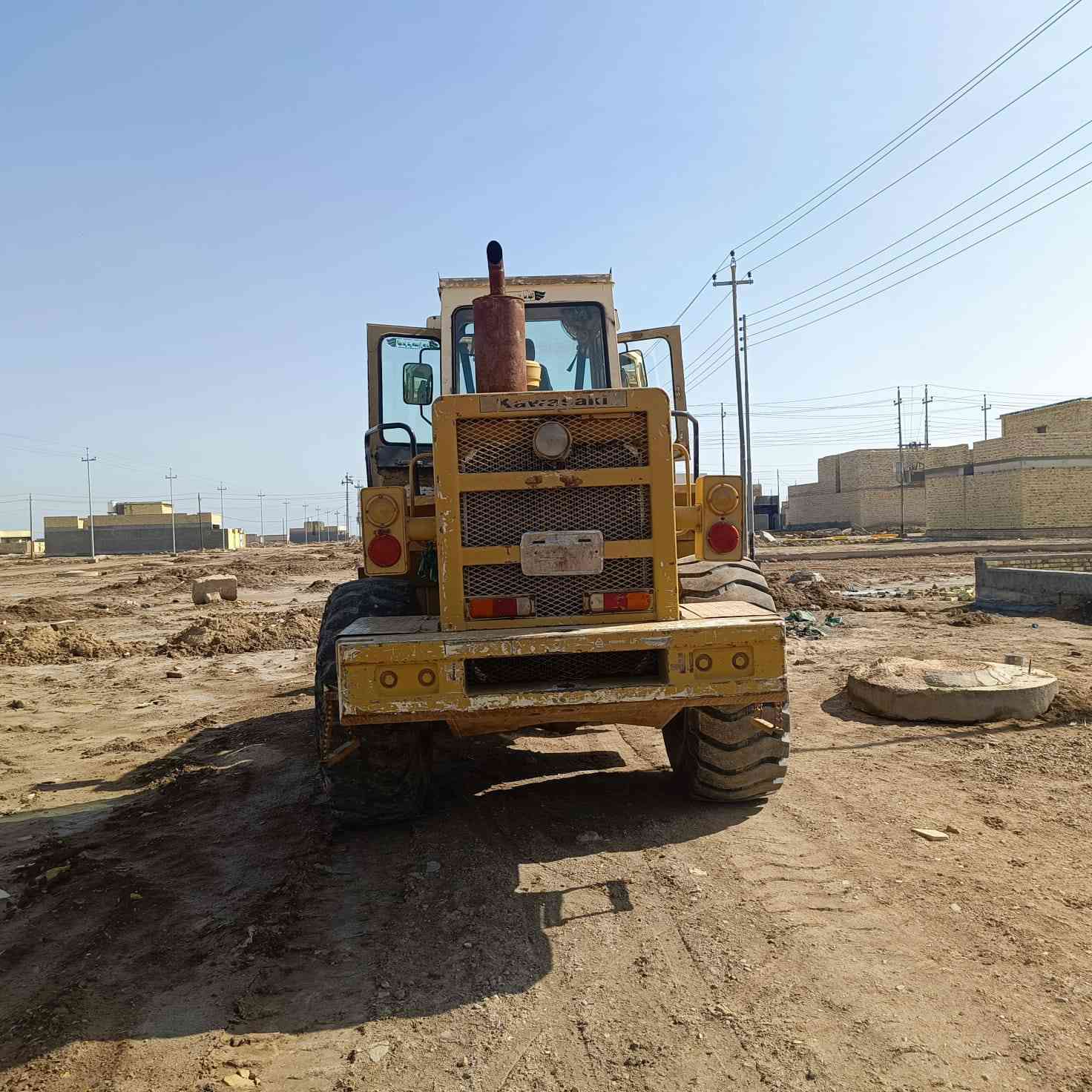 سلام عليكم شفل للبيع داش تو موديل 89 محرك نيسان رقم بصره.    شفل مكفول.رقم هاتف     *********** ،***********
