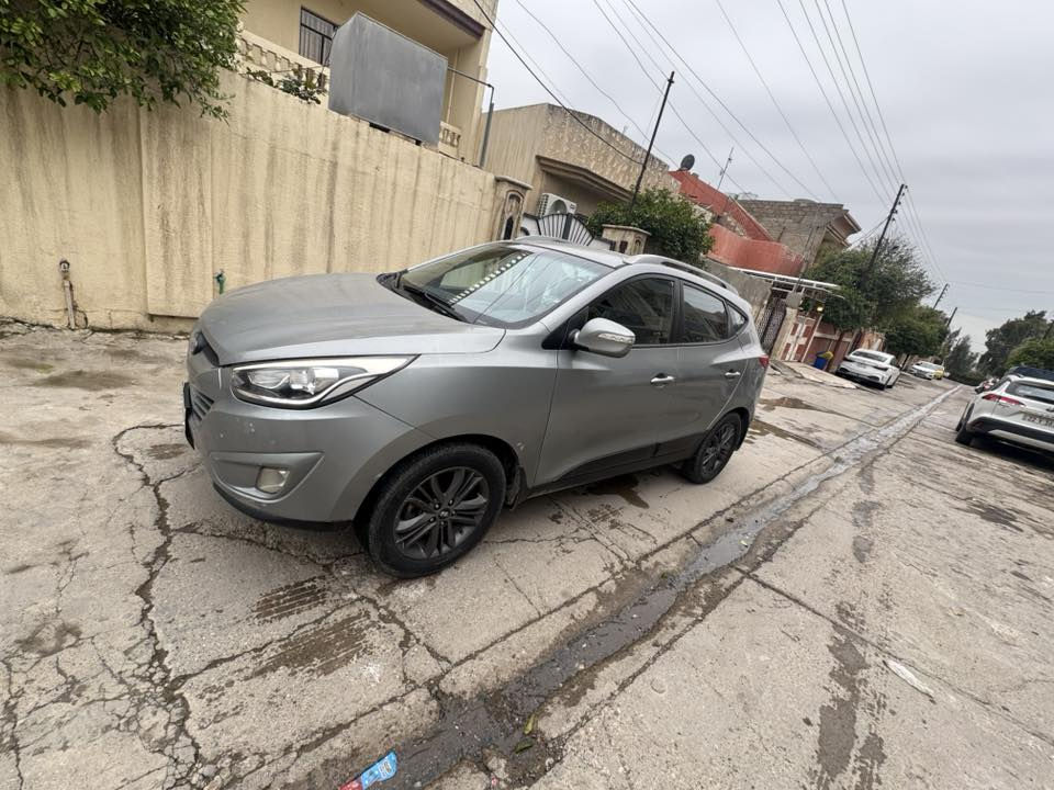 سلام عليكم توسان خليجي 2015 للبيع سعر 127 وبي مجال بسيط لطيبين مكان موصل
***********
