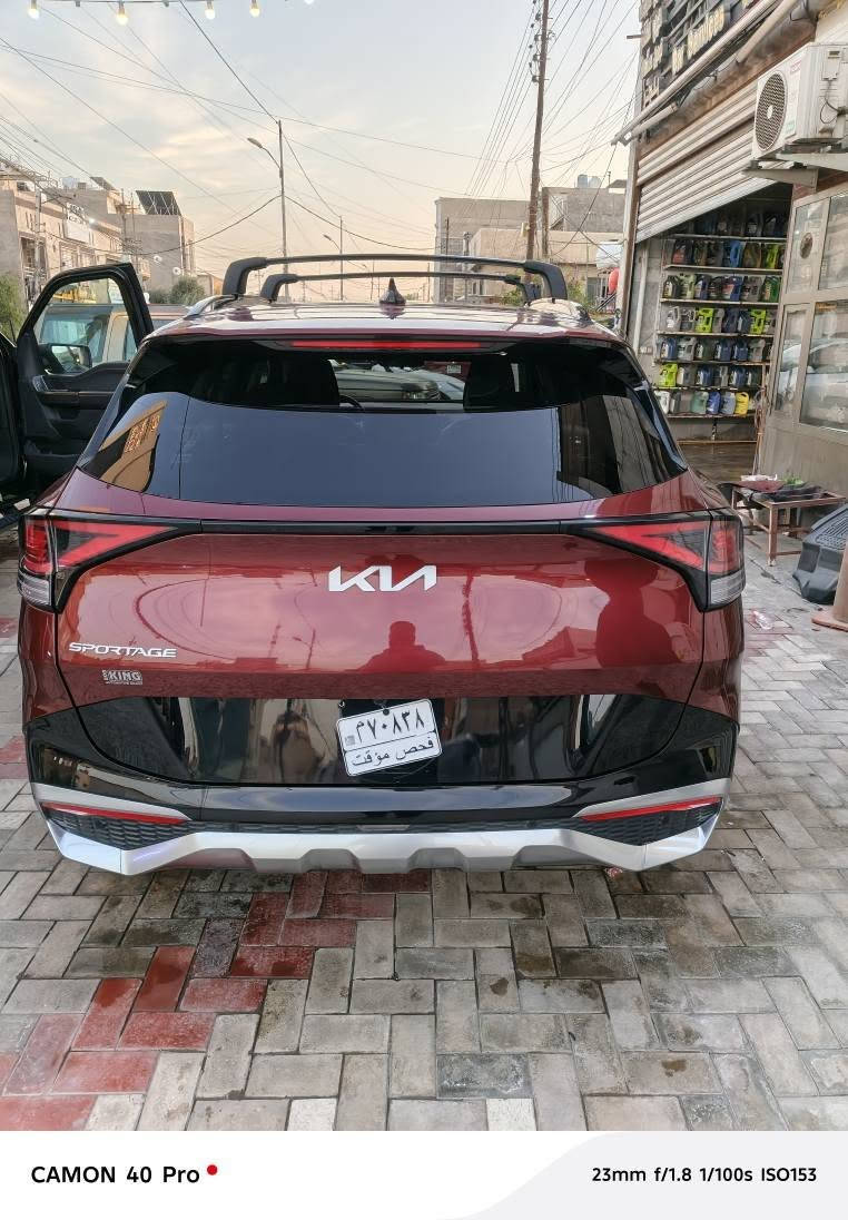 كيا سبورتج 2023 فول الفول حادثها بسيط بدون ايرباك بدون شواصي بدون دواخل مواصفات بانوراما تشغيل عن بعد دخول ذكي بصمه اشاير بالمري حساسات امامي خلفي رادار امامي رادار خلفي ورادار جانبي كامرة دوارة شحن واير ليس كراسي جلد كهرباء خزن مميموري تحكم ستيرن سايق الي تحديد مسار دشبول متغير سايد بريك بصمه صندوك بصمه لدات ستيرن هيتر كراسي هيتر تبريد قطعتين تخم تاير ويل كب وبعد بيها هواي مواصفات حادثها جاملغ امامي وبنيد سطحي مبدلات ومصبوغات جاهزة السيارة السيارة بدون رقم تترقم جميع المحافظات 
مكاني بغداد المنصور 
لاتصال ***********
***********
السعر 215 وبيها مجال بسيط بغداد, العراق

