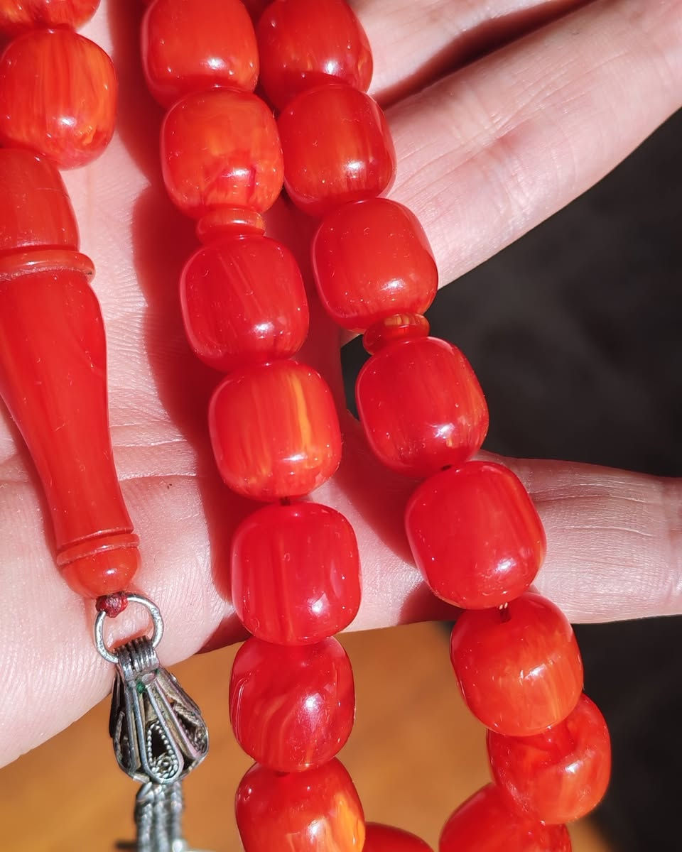 علق بنقطة ليصلك السعر

لكل سبحة حكاية
ولكل زمن رونقه
من نوادر المسكي الألماني الأنتيك
عرق مشمشي
خراطة تشكية
شرابة فضة صياغة يدوية  925


**إذا كنت صاحب هذا الإعلان وتريد حذفه لأي سبب، رجاءا أرسل رسالة إلى الدعم الفني**