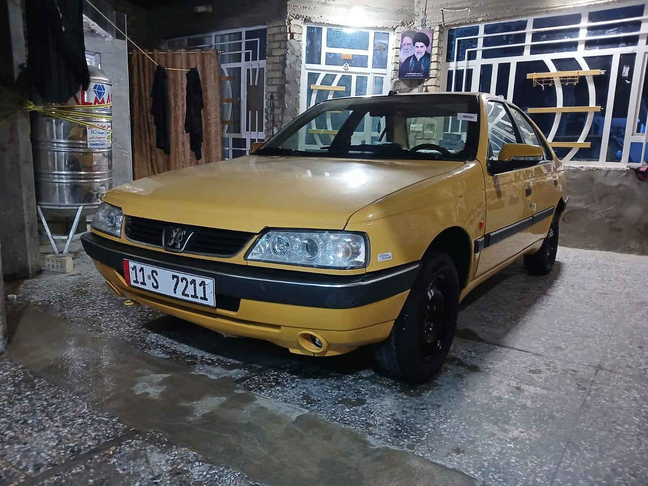 سلام عليكم بيجو لميس أكد موديل 2016سياره كفاله عامه بدون صبغ بدون تبديل مصفره هيئة وغرامات مكينه وكير مكفولات سعرها ٤٦ وبي مجال بسيط مكاني بغداد الامين الثانيه رقم الهاتف ***********
