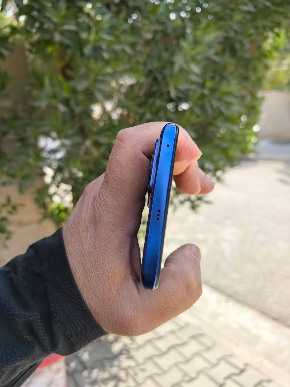 Realme GT NEO3 150w
ريلمي جي تي نيو 3 5g 
ذاكرة 256 عشوائي 12+12 
شاشه امولد 120 هيرتز 
معالج دايمنستي 8100 
كاميرات من سوني imx 766 50+8+2 مع تصوير الفيديوات 4كي 60 اطار 
اماميه 16 
بطاريه 4500 بقوة شحن 150 واط 
سماعات ستيريو 
جهاز نظيف جدا ويا فقط شاحن وكفر 
علما الشاحنه يشحن 65 واط 
بيع او مراوس
سعر240


**إذا كنت صاحب هذا الإعلان وتريد حذفه لأي سبب، رجاءا أرسل رسالة إلى الدعم الفني**