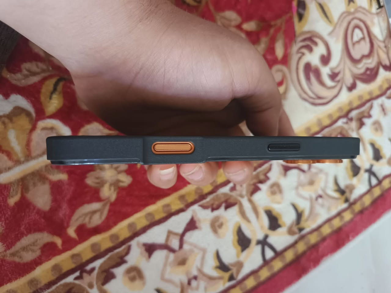 ايفون 17برو ماكس اوربي مو صيني نضام ايفون كله سعر 125قفل ***********
