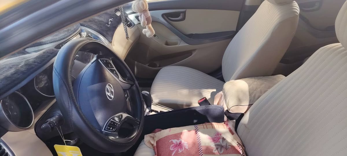 مديل 12 خليجي تنقيص قليل السعر 80 وبيه مجال حرك 1800 تبريد ثلج


**إذا كنت صاحب هذا الإعلان وتريد حذفه لأي سبب، رجاءا أرسل رسالة إلى الدعم الفني**