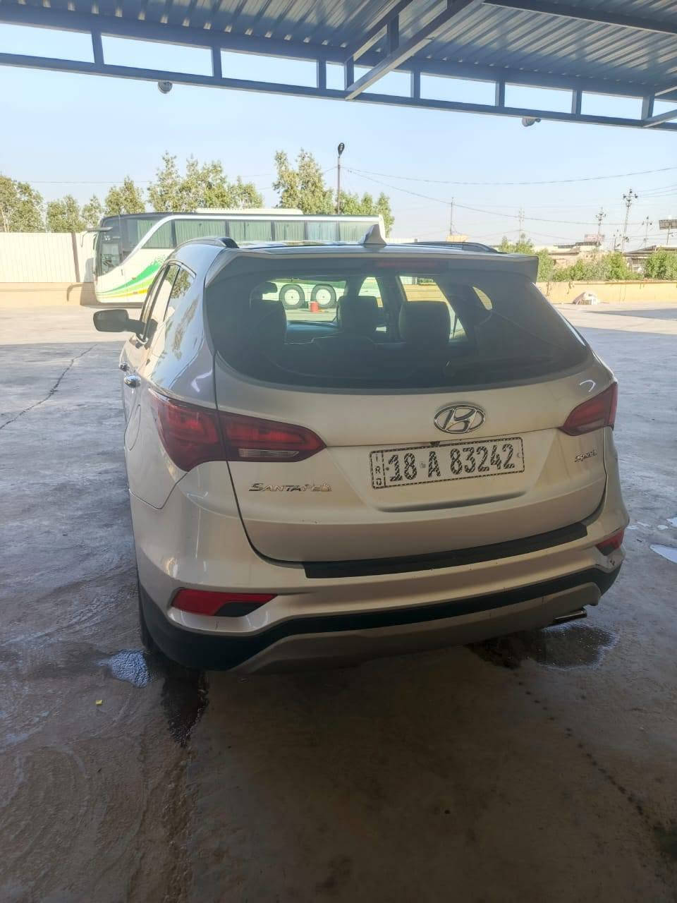 سنتافيا 17 أمريكي سلفر فقط صبغ بنيد بدون حادث الباقي كفالة عامة محرك 2400 رقم***********
