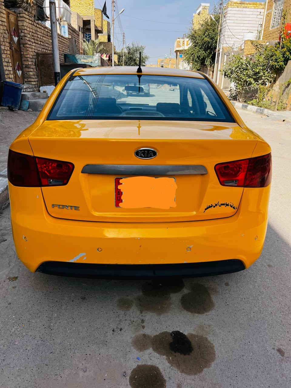 السلام عليكم.....
سياره فورتي للبيع موديل 2013 
بأسمي سنويه انكليزي 
طخم تاير جديد 
حداديه 60%
باقي التفاصيل اتفضل خاص ***********
السعر / 95 وبيه مجال للشراي !
