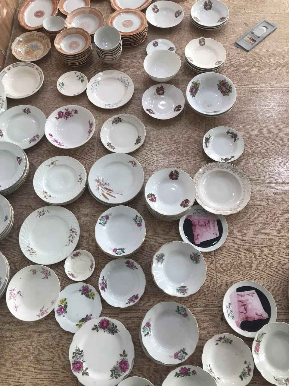 مجموعه من فرفوري مميزه    اكو توصيل ل كل  محافظات   فتخم فرنسي   جوزي  أصلي وبه ختم


**إذا كنت صاحب هذا الإعلان وتريد حذفه لأي سبب، رجاءا أرسل رسالة إلى الدعم الفني**