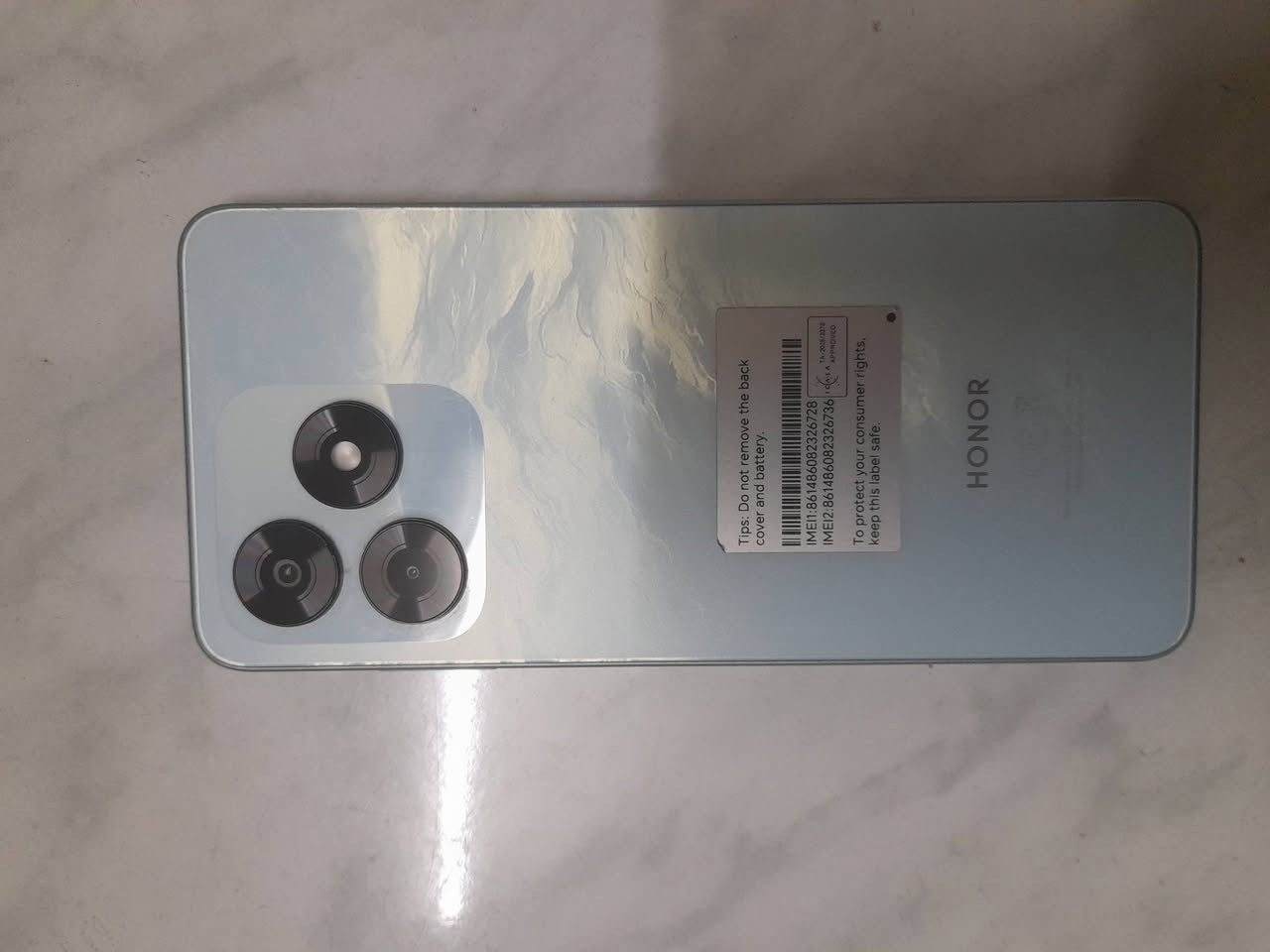 السلام عليكم..
للبيع هاتف HONOR X5c Plus نظيف جداً ومفرمت وجاهز. الجهاز سليم 100% وما بيه أي عيب.
​الذاكرة: 128 جيجا.
​الرام: 4 جيجا.
​البطارية: 5260 مللي أمبير (تطول هواي)..
​السعر: 60 ألف (وبي مجال بسيط للشراي).
​المكان: الموصل. حي الحدباء


**إذا كنت صاحب هذا الإعلان وتريد حذفه لأي سبب، رجاءا أرسل رسالة إلى الدعم الفني**