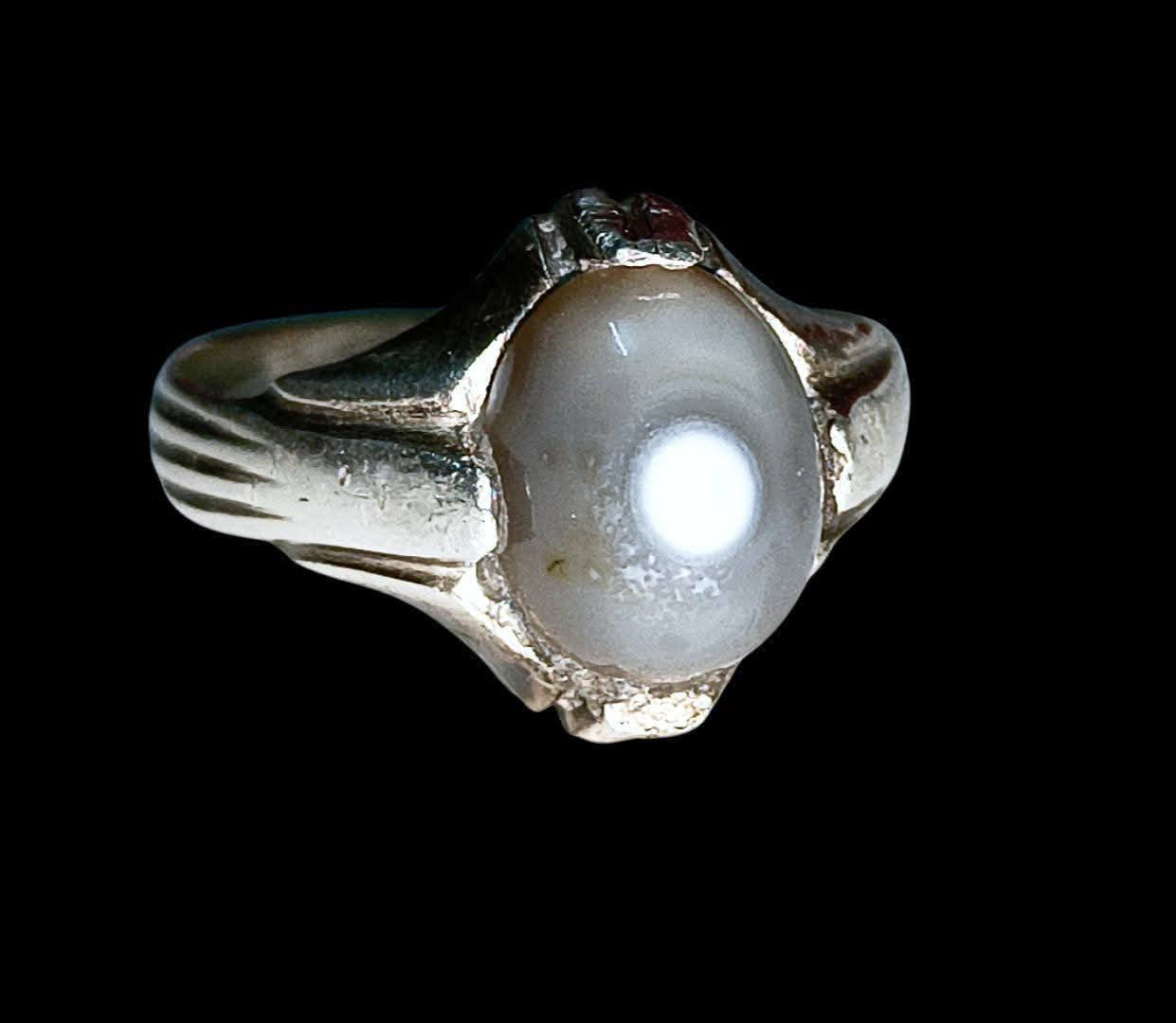 وينه اليدور تحف وانتيك وشرط الشغل ومال زماط سليماني رصاصي عين صريحةةنوادر النوادر فول الفول  وشرط الشغل تاخذة منجم 14 ليلة وبي توكيل عام وخدام وجاهز للحمل يعمل عدد لسان دوائر دولة جاه وجاها تسهيل أمور عام مهابه صياغة يدويه قديمة فضه 925 يوجد توصيل ***********       ***********
