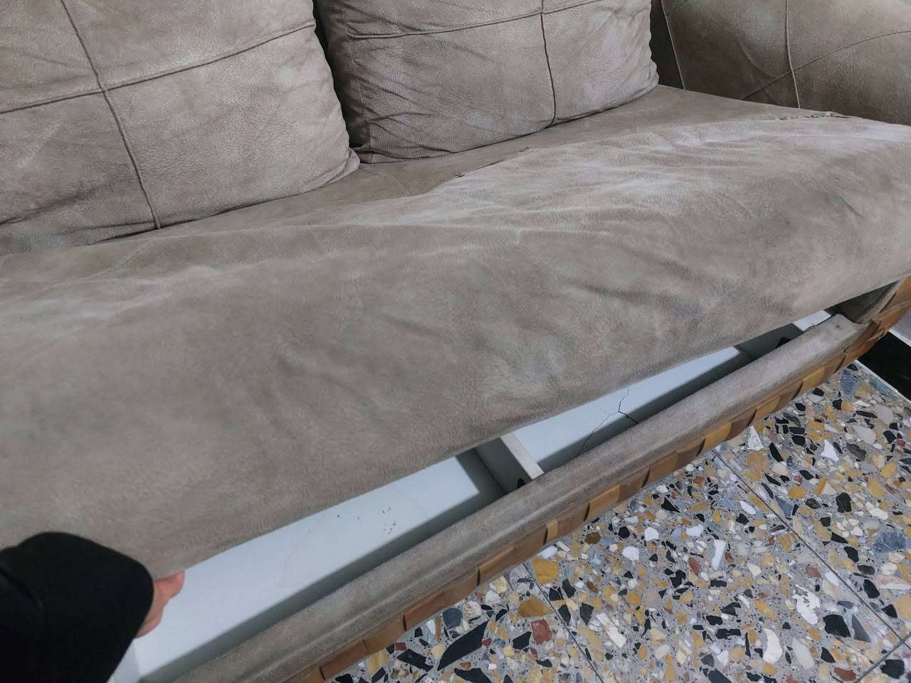 السلام عليكم بيع مستعجل
تخم تزكام تركي تكمه 
السعر ٣٥٠ وبي مجال العنوان بغداد زيونه 
١٠ مقاعد


**إذا كنت صاحب هذا الإعلان وتريد حذفه لأي سبب، رجاءا أرسل رسالة إلى الدعم الفني**