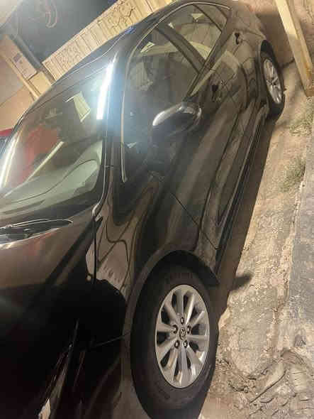 سلام عليكم ... عندي كورلا جي ال وكاله جيهان بانزين اصلي  ماشيه ٤٤ الف كم حقيقي اللون اسود ملكي موديل 22. على ايدي السياره مكفوله من قطره الصبغ والبارد مواصفات السياره فول فتحه بصمه حساس امامي خلفي كشنات مخمل ويل كب السبير المقدس منازل  السعر ... مااكول بيش صارت عليه لان اخذته بسنته وعلى ايدي. بس نكول  17500 وبيه مجال بسيط والسياره من كلشي مكفوله كير محرك صبغ بارد مكان السياره حي الخضراء *********** او *********** تحياتي
