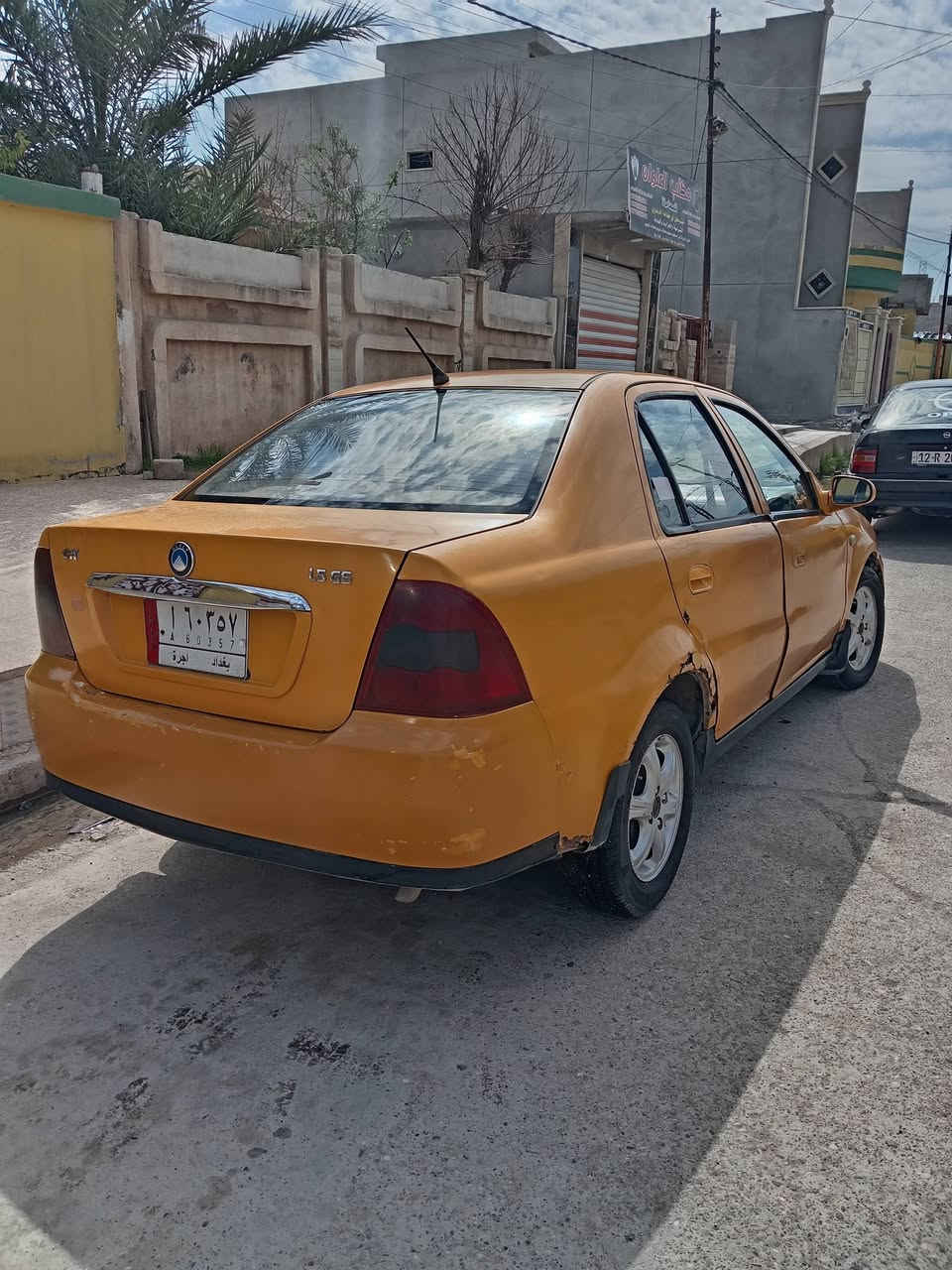 سي كي للبيع موديل 2011
رقم بغداد الشرعي بل موصل محرك كورلا 
العنوان موصل الايمن حي الرافدين قرب جامع دحام اسماعيل 
السعر 35 وبيها مجال 
للاستفسار ***********
