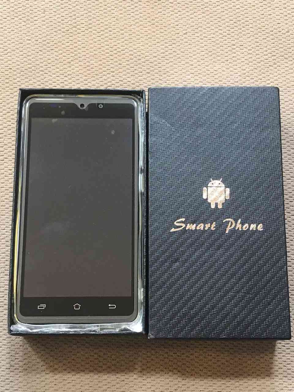 سلام عليكم شباب وبنات تليفون جديد بلكارتونة وليس مستخدم مع ملحقاته كاملة وبلعافية على الياخذة مكاني بغداد الحرية الشراي يراسلني خاص او يتصل بلرقم *********** بي واتساب واهلا وسهلا بلجميع
