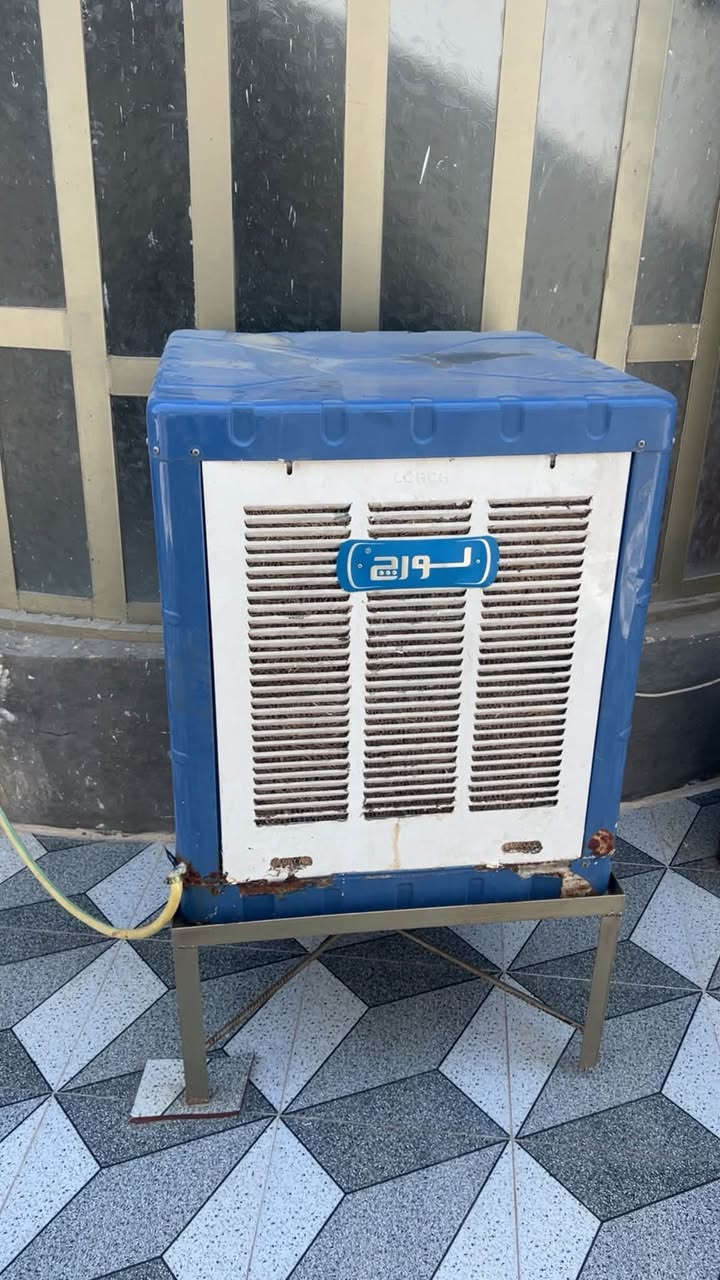 مبردات للبيع لورج جديده سعرها 125
ثانيه جديده حيل استخدام حيل قليل سعرها 175
الاتصال ***********
