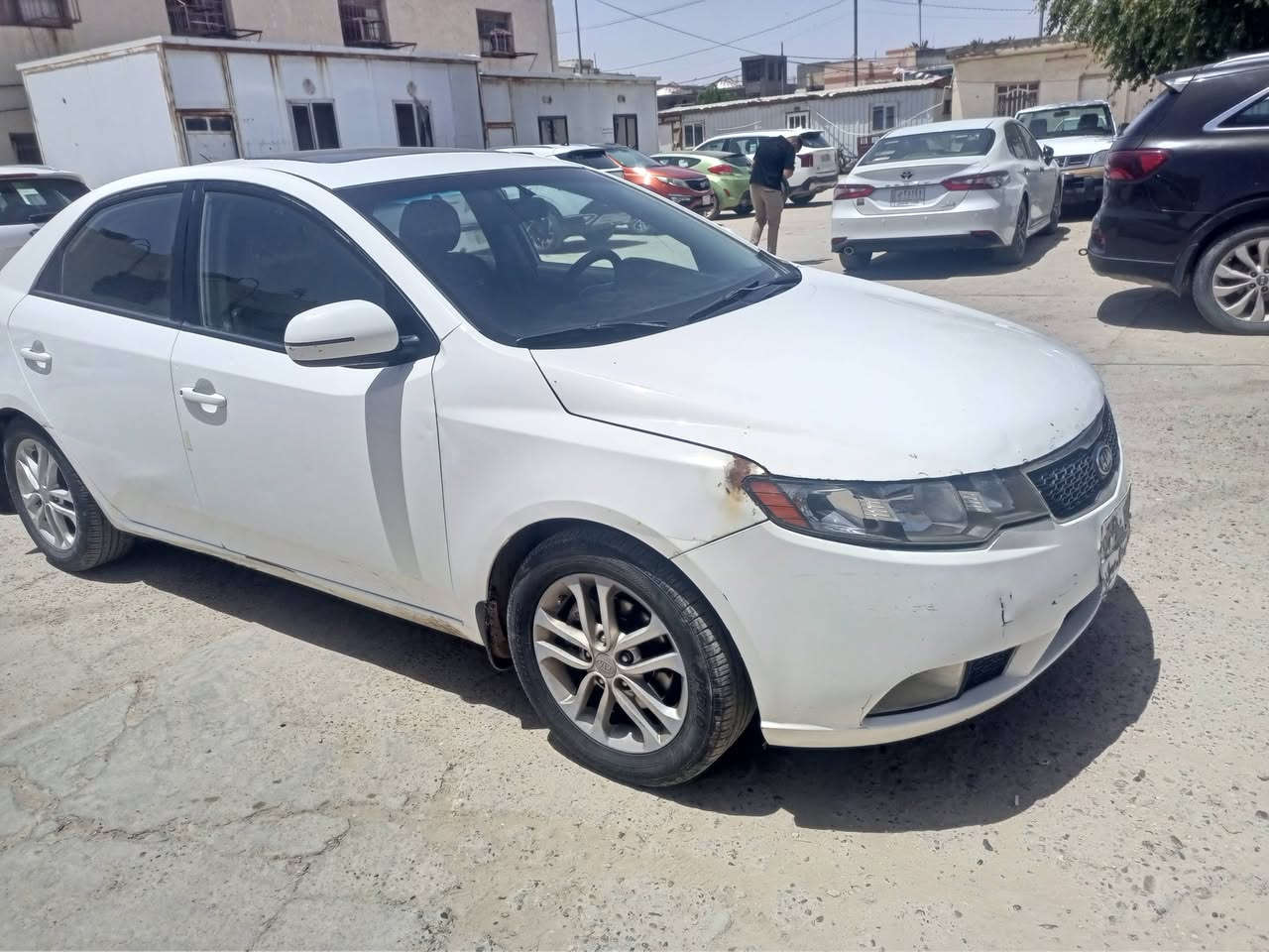 سلام عليكم سياره سيراتو للبيع مكفوله ما عدا طخه بصيطه بجاملغ بصف الايتسياره رقمه اربيل مناقصه اي شي الشراي يتصل على الرقم *********** مكلف بنشر اي ستفسار اتصال على هذا الرقم

