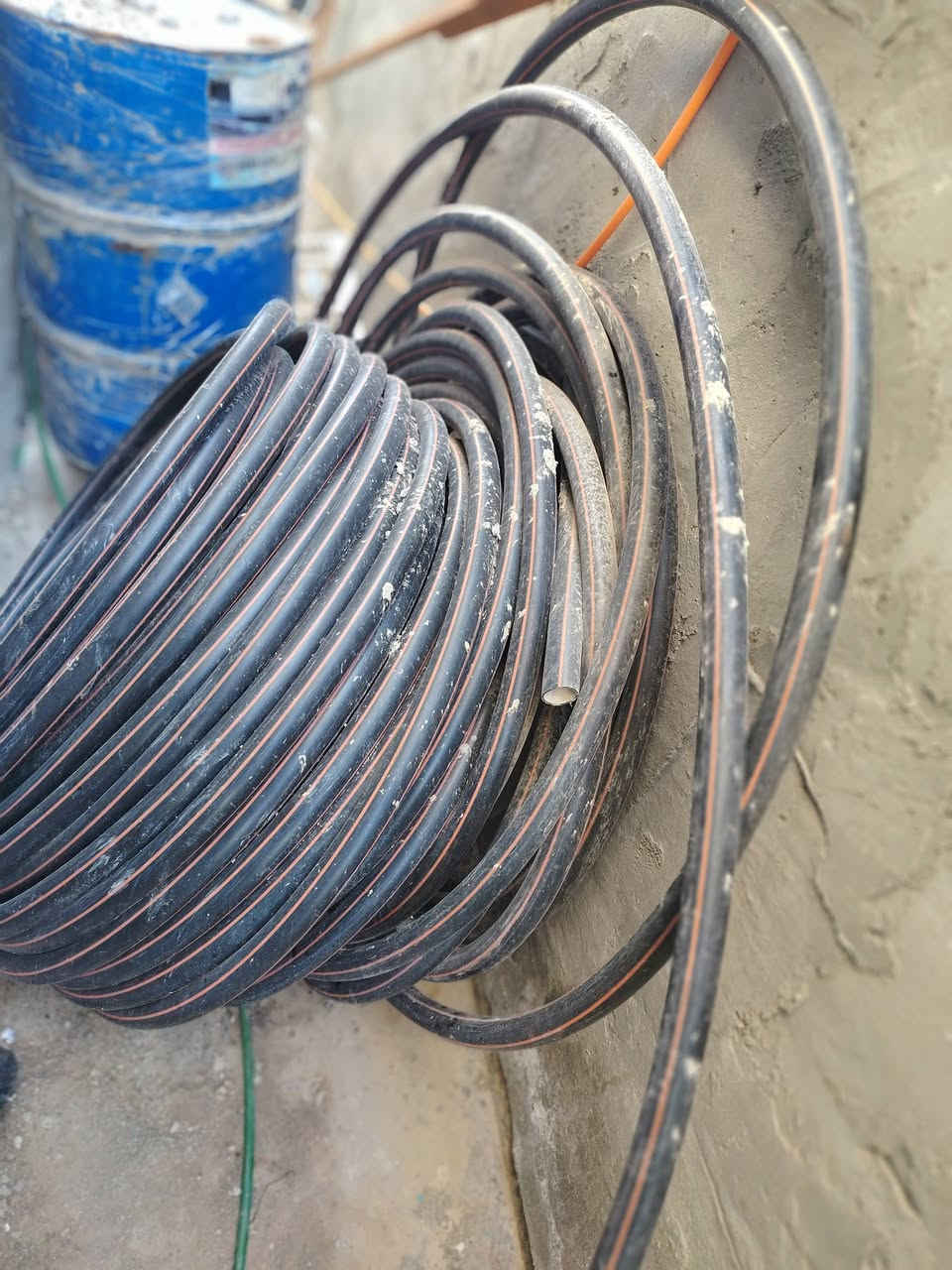 صونده للبيع ام النج تغريبن 250 لو اكثر متر للبيع تريد على متر تريد قطعي ***********
