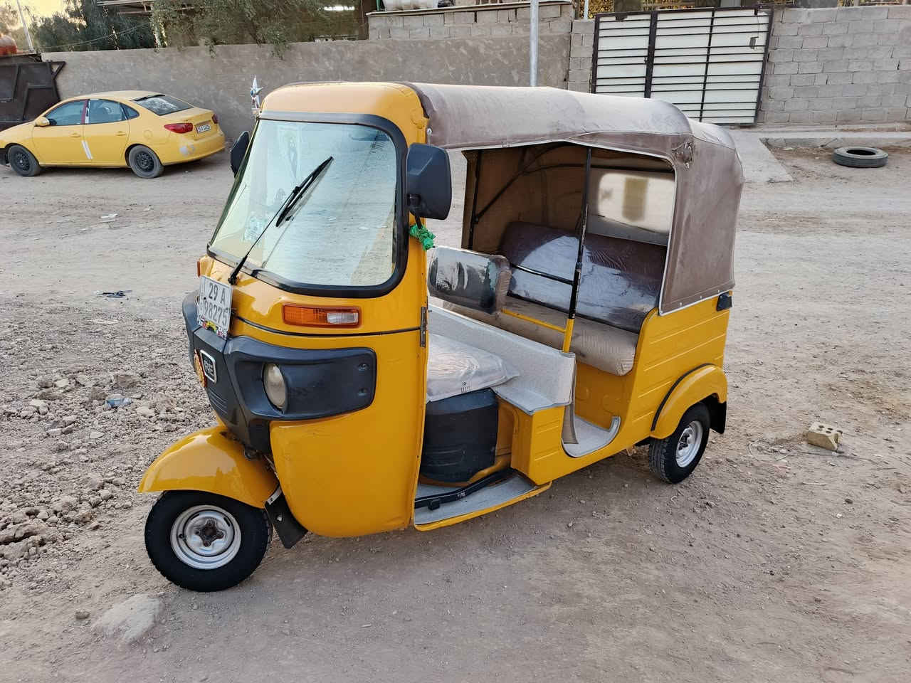 سلام عليكم تكتك للبيع موديل 2018معمرة دوس وكاعيات جاملغات جدد تخم تاير جبلي مجفته تجفيت شركه الاتصال عل رقم ***********
