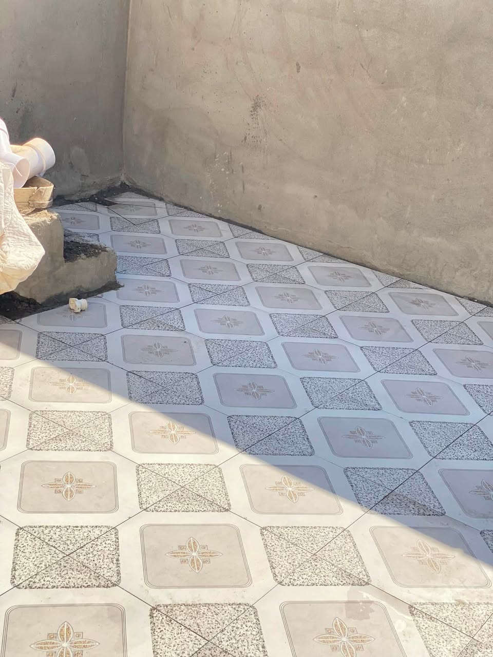 ابو احمد للسيراميك للتواصل ***********
