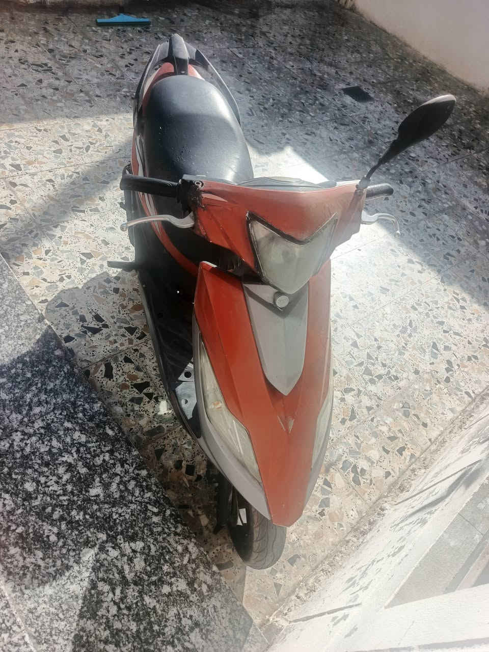 دراجة للبيع
سايم نحله الاكتروني نظيفة 
400
وبيه مجال 
***********
