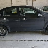 افيو موديل 2010تحويل مباشر كير عادي  حلوه ونضيفه محرك كير صدر تخم تاير...