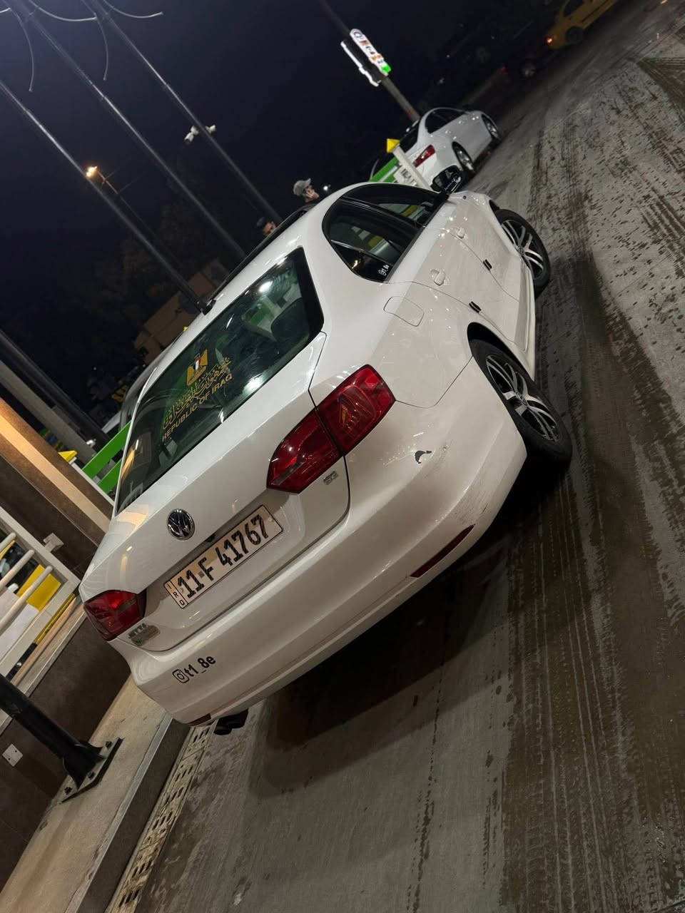 جيتا ٢٠١٤
رقم بغداد الجديد بأسمي
گير مكينه تبريد شرط
السياره ماشيه 170 الف(كيلو)
فول مواصفات 
بصمه 
كشن السايق كهرباء
جامات اوتو
بصمة ابواب
بصمة صندوك
فتحة
هيتر بالمري
تدفئة كشنات
شاشه كبيره لمس
سبورت
كشنات تحكم كهرباء
كروز سرعه
بيها ٣ قطع صبغ بدون ارباك او حادث قوي صور الحادث بل منشور
سيارة غير حادثها بامريكا مابيها اي حادث او ضربه وصور 
الحادث ناشرها ويا الصور
السعر 118$ وبيها مجال
 *********** موصل, نينوى
