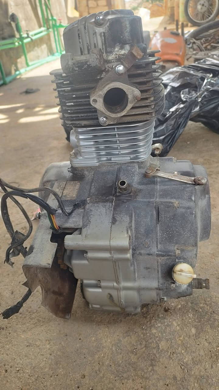 متوفر توصيل 📍
مكينه 4كير للبيع شغاله لا تبخير لا تنقيص 
مكاني بابل الحمزه الغربي الغزالي  
سعرها مناسب واتساب ***********
