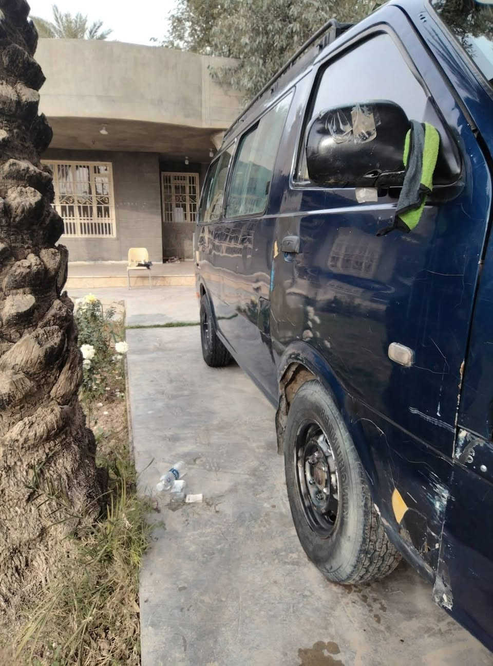 سلام عليكم كيا بريجو موديل 96  سياره حلوه محرك وكير خير من الله محرك 3000 تخم تاير جديد غرفه السياره حلوه شواصي السياره جديده حيل رقم سياره ديالى عنواني بغداد الدوره ***********  
السعر 32 وبيها مجال حك الجيه
