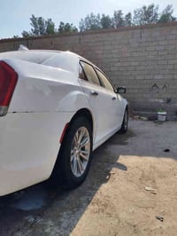 سياره اوباما  موديل 15 اصل معليه 2022 بيه مكانات صبغ اكلير يعني جماليه...