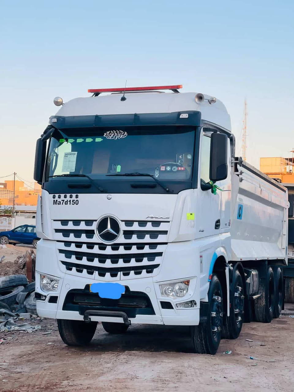 السلام عليكم
وحش للبيع موديل 2016 مربوطه  قاطره ومقطوره ٣ لوحات رقم أربيل تخم تاير جاهز للعمل الاستفسار الأتصال ***********
