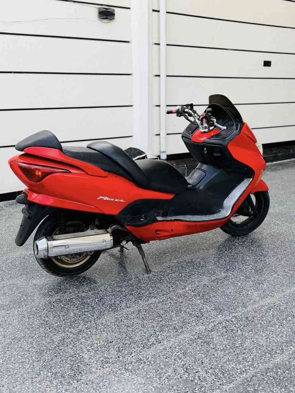 فورزا 08 للبيع بصمة  للبيع
مكينة ناعمة جاهزة 
دراجه كلش حلوة /  أي نقص ما بيها 
شلعه معدل / كهربائيات كلها شغال /  
  اوراقها كامله 
سعرها ( 950) مكاني بغداد مدينة الصدر 
اللاستفسار : هـ ***********
