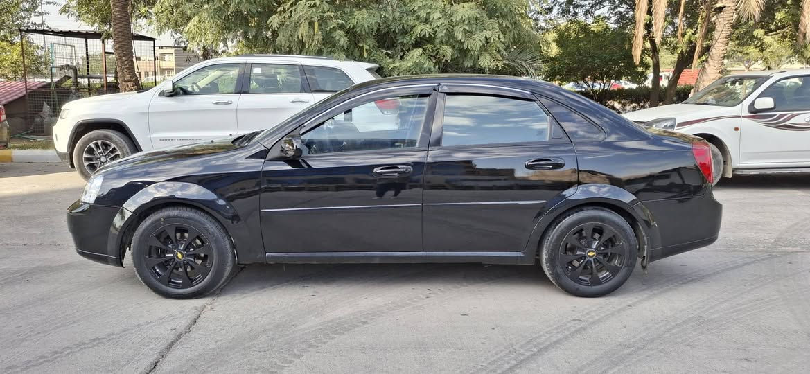 السلام عليكم
اوبترا موديل ٢٠٠٦ . رقم بغداد دولي بأسمي 
.................................
كير محرك نضيفات [ كير اوتوماتيك ] 
صدر تايرات نظفيه 
/// السياره صبغتها عام جديد /// 
السعر 63 وبيها مجال بسيط 
مكان السياره بغداد العامريه 
للاستفسار ( *********** )
