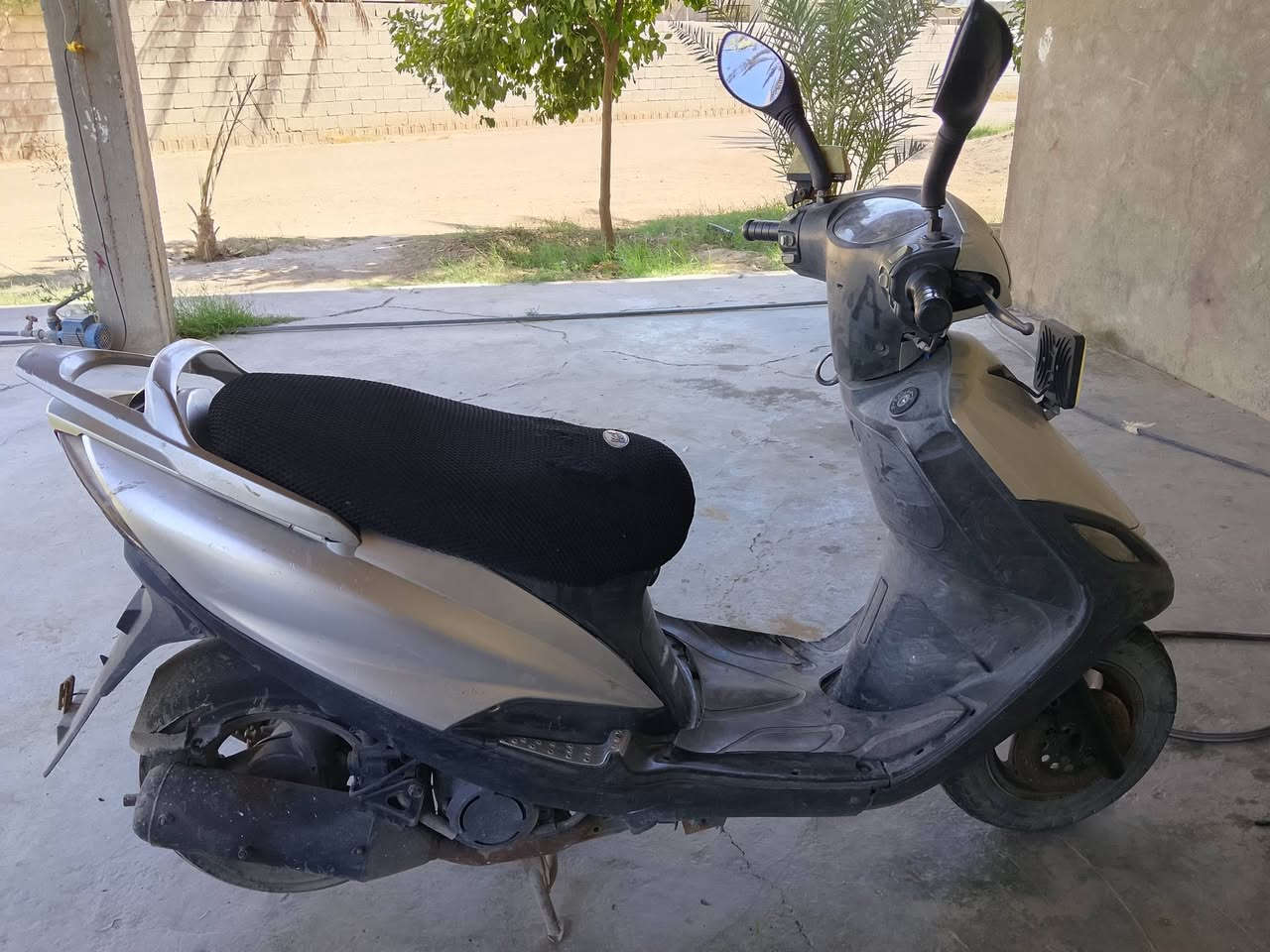 دراجه ماكس 140كامله من كلشي محرك خير من الله شلعة فول كهرباء كاملة مابيها ايي نقص
***********
