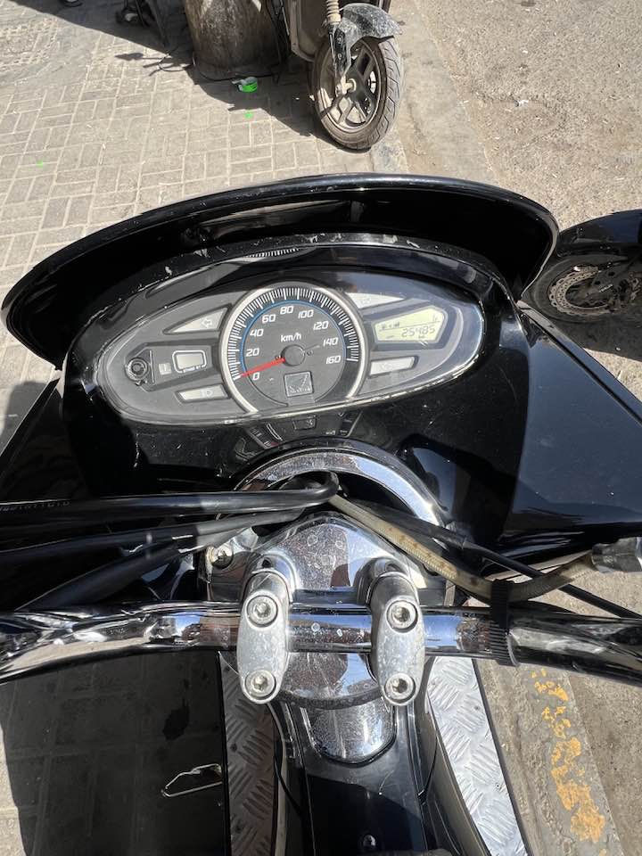 دراجه بيسي اكس ألون اسود جيل لول للبيع موقع الدراجه بلديات متواجد خاص *********** بيع فقط بدون مراوس السعر 1850 بيه شي بصيط
