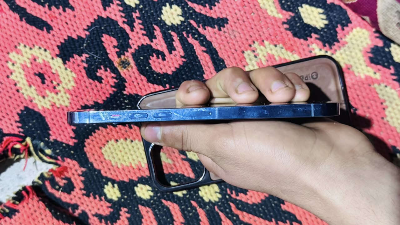 � للبيع آيفون 13 برو ماكس
🔹 الذاكرة: 256GB
🔹 البطارية: 85%
🔹 الحالة: غير مفتوح / نظيف جداً
🔹 الضمان: 10 أيام

💰 السعر: خاص ومغري

📞 للاستفسار والمزيد من التفاصيل:
***********

�
