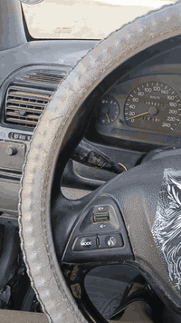 سلام وعليكم سيارة متسيبوشي موديل 2000 كير و محرك خير من الله تخم تاير صدر جديد وره وكدام تبريد شغال فول تشغيل بصمه عنوان أبو غريب رقم بي واتساب ***********
