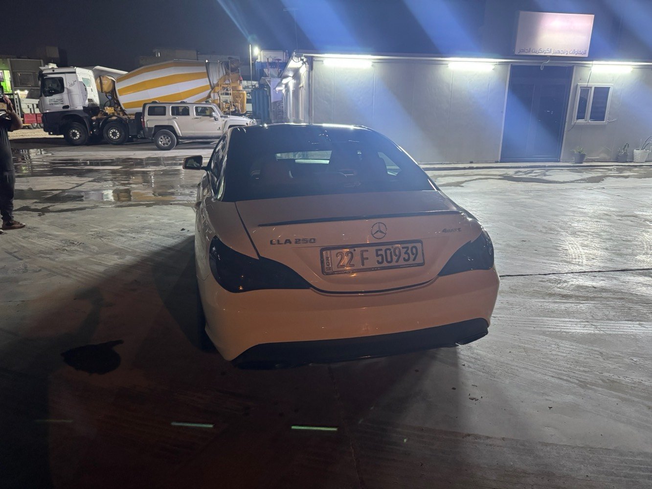 مرسيدس  موديل 2018 CLA250 فورماتك فووول للاخير ماشيه 108.000كم وارد امريكي داخله كلين  هنا صار صبغ  جاملغ وباب ابمن خلفي بدون دواخل ارباك سليم. السياره حلوه وشبابيه    رقم اربيل باسمي مكانه بغداد حي العدل السعر 155 ورقه  *********** واتساب متوفر ايضا