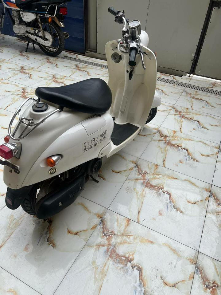 سلام عليكم دراجه عبد الحليم للبيع نضيفه كلش ماناقصها أي شي شرط شلعة وكله شغال تجي تفحص وتشوف وبرغي ما مفتوح بيه سعرها 550 وبيه مجال للاستفسار***********
