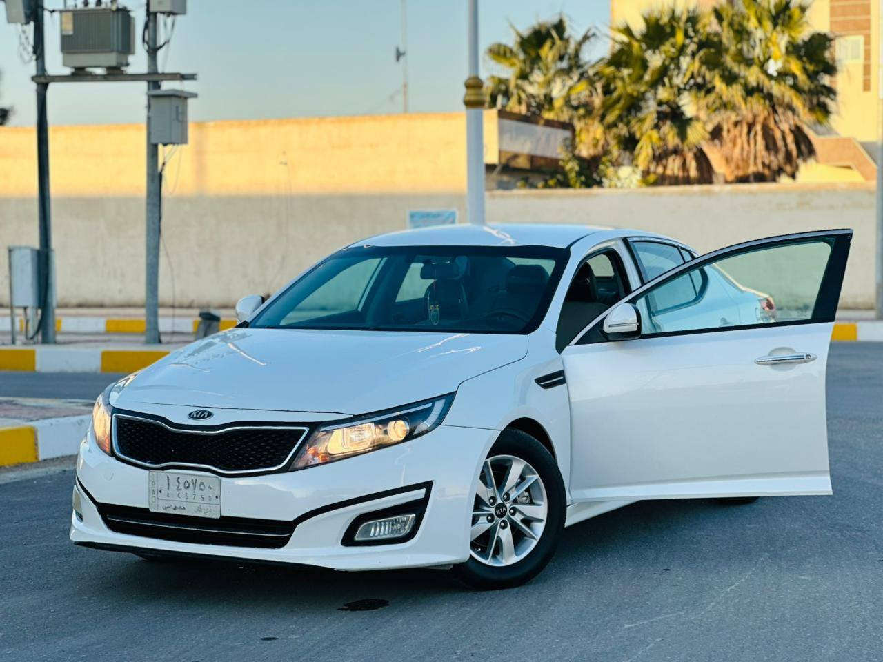 للبيع او مراوس كيا اوبتيما2015 وارد امريكي ضررها بنيد وباب مواصفات نص فول  سيارة جديدة وجاهزة حداده تبريد تخم تاير كير ومكينه العنوان الناصريه مركز السعر 110 وبيه مجال
***********
***********
