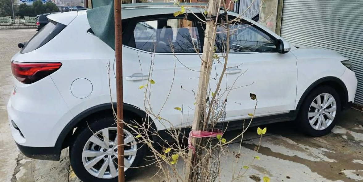 ئێمجی zs فول
پانۆراما سڵاید  ٢٠٢٠ 

کوشن جلد بەصمە 

بێ لێدراو بێ بۆیاخ 

٦٣ هەزار ڕۆشتووە 

نرخ ١١٢ گەڵاو معامەلە 

بۆ پەیوەندی . 

***********
