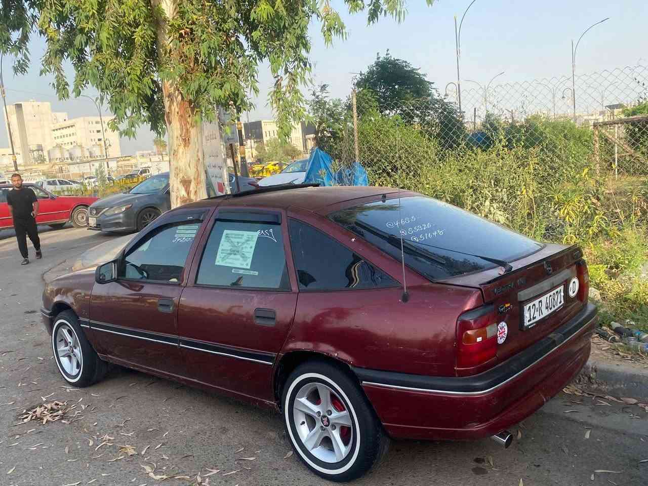 السلام عليكم للبيع فكتر موديل 92 مكينه 16 شرط لا صرف ولا نفخ رقم نينوى اجنبي جديد كابون ماستر قفل مركزي جامات كهرب تنته سلايت داخل صاجات فول مواصفات سيدي كرستال السياره بدون صبغ مصلح بيها دوسات اودوير فقط تريك بعد 160 سياره مال جناي طبه ما تصرف عليها ربع  السعر 45 وبيها مجال بصيط ‏‪***********‬‏
